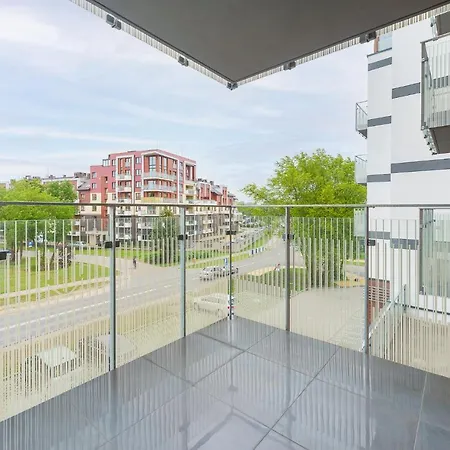 Brisadelmar Z Bezplatnym Parkingiem Kołobrzeg