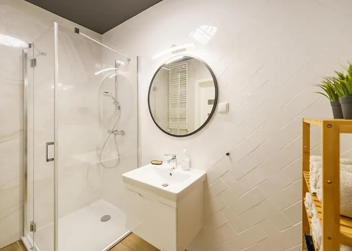 Brisadelmar Z Bezpłatnym Parkingiem Kołobrzeg