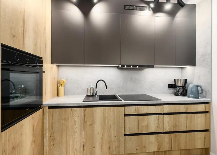 Brisadelmar Z Bezpłatnym Parkingiem *